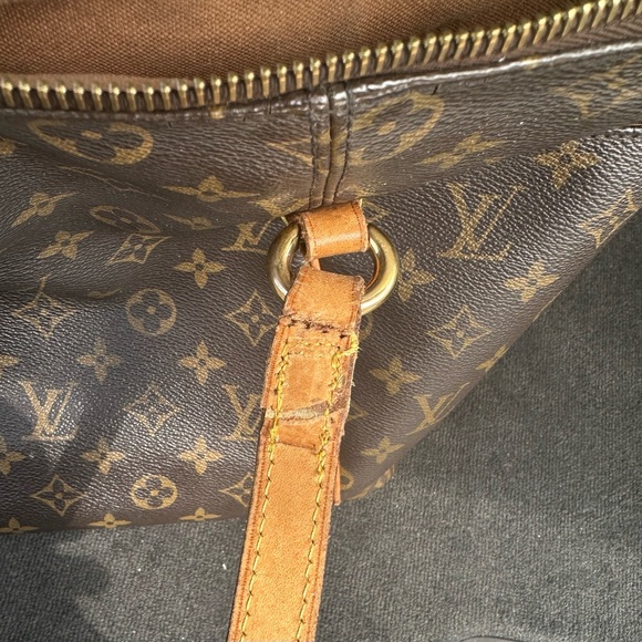 Rare Vintage Authentic Preloved Louis Vuitton tote! “ Monogram Totally bag”! - Picture 3 of 16